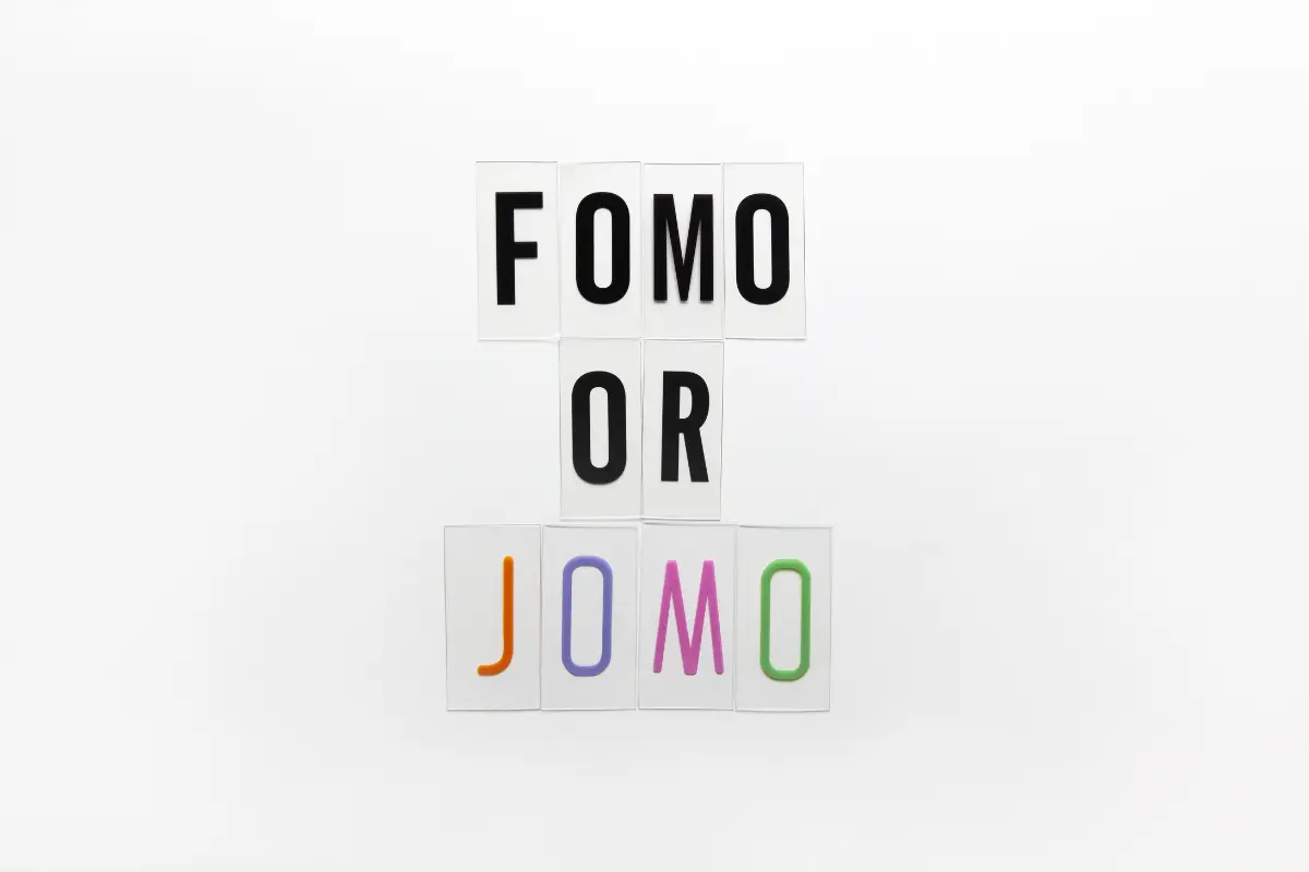 fomo-jomo-marketing-webhero
